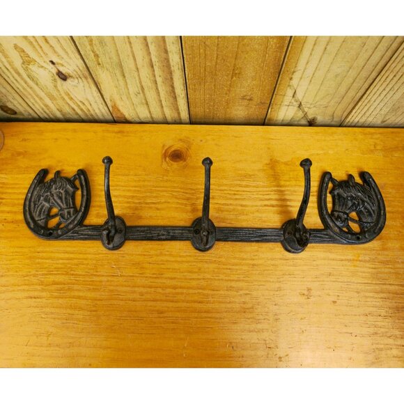 Cast Iron Coat Rack With Horsehead and Horseshoe - Picture 1 of 8